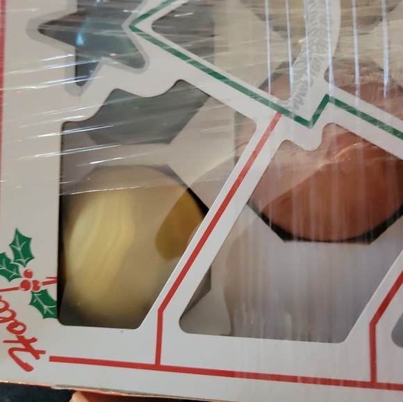 Vintage Christmas ornaments by Holly - Picture 3 of 5